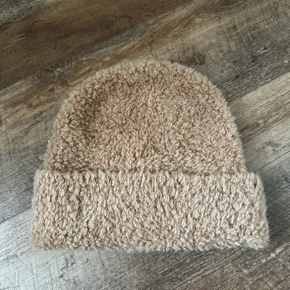Madewell fleece beanie